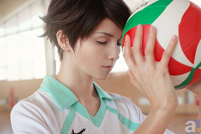 电影《中国女排》发布新预告 郎平女儿演青年郎平‘篮球赛事’(图3) 直播入口